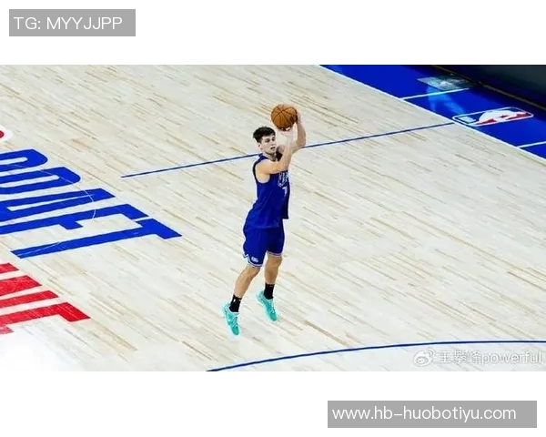 邓利维谈库明加续约事件称训练营内未见任何影响